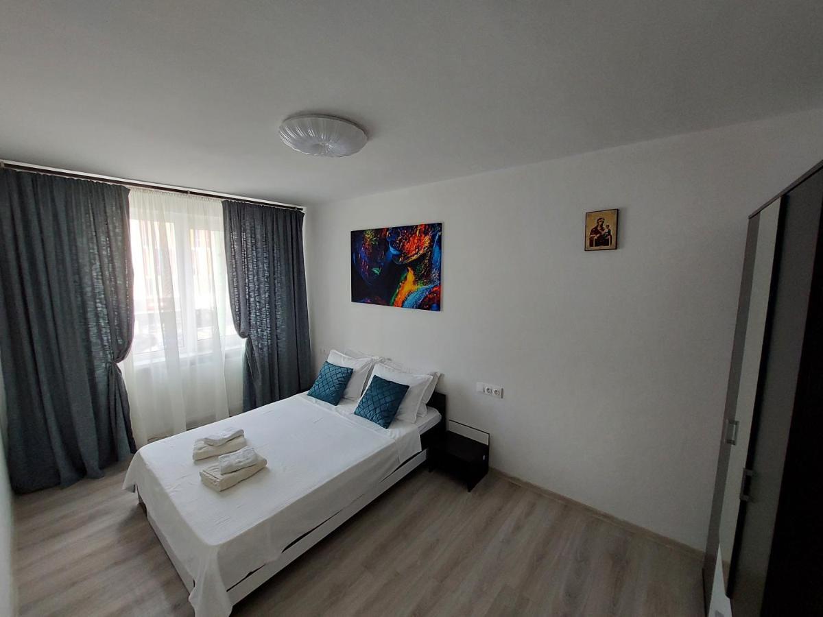 Appartement Maya'S Apartament Braşov Extérieur photo